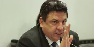 Comisión Séptima mantiene frenada la reforma a la salud por falta de aval fiscal pese a mensaje del Gobierno