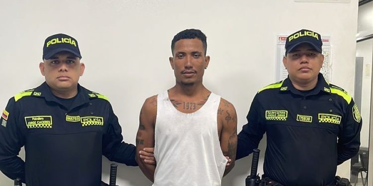 Capturan en Soledad a alias “El Soldadito” con una granada de guerra