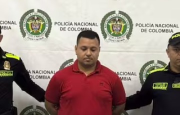 Capturan en Santa Marta a hombre que tenía siete armas de fuego y municiones en su poder