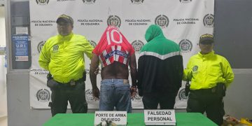 Capturados dos hombres armados que pretendían asaltar bus intermunicipal en Sabanalarga