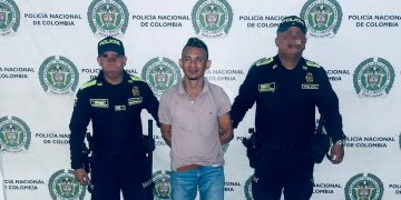 Policía captura a hombre armado durante controles en el barrio Cachimbero de Soledad