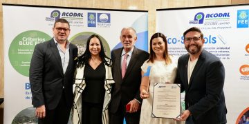 Atlántico para el mundo: Salinas del Rey, primera playa deportiva de América certificada con Bandera Azul