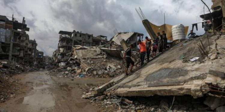 Israel bombardea el sur del Líbano en el primer aniversario del alto el fuego