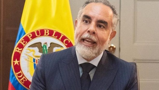 Benedetti revela supuesto complot judicial y arremete contra Enciso: “Le falta hombría”