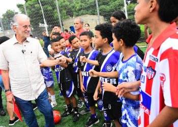 Gobernador Verano le cumplió a Soledad y entregó Polideportivo que beneficia a 50.000 habitantes