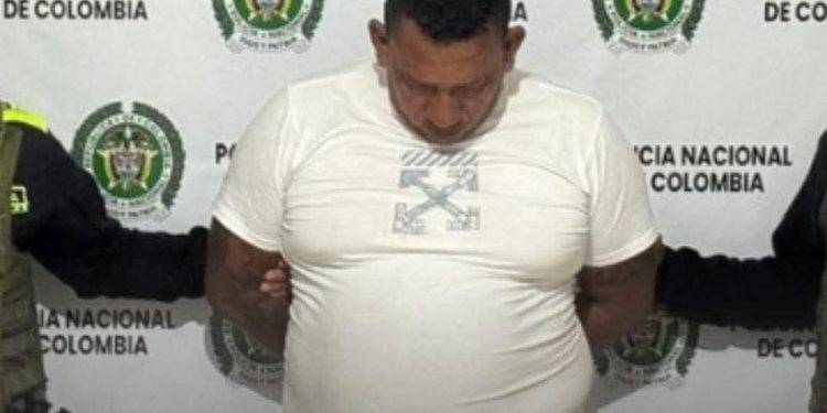 ‘Cumbia’ cayó con una Glock en la cintura: así atraparon al exparamilitar que tenía en jaque al Magdalena