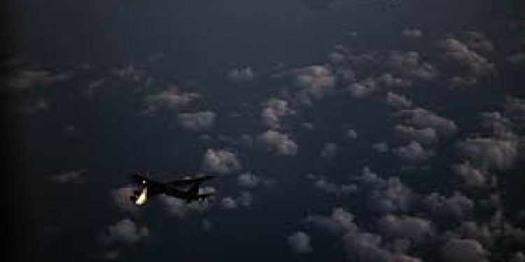 Alerta en espacio aéreo cercano a Venezuela: Aerocivil y aerolíneas activan protocolos de seguridad