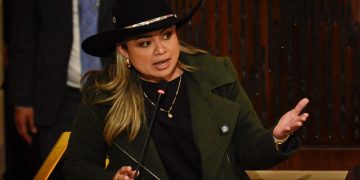 Congresistas destacan fortaleza de Germán Vargas Lleras tras su reaparición política