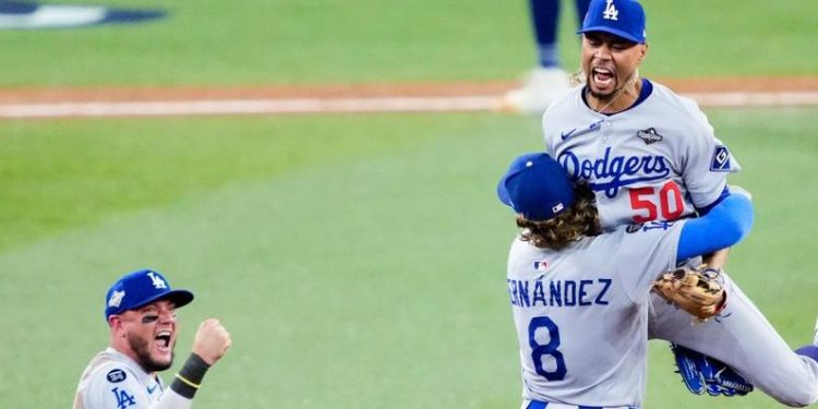 Los Dodgers fuerzan el séptimo juego tras una noche de oro de Yamamoto