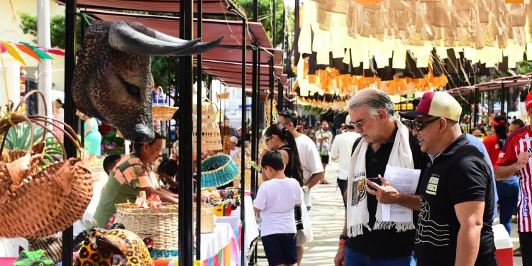 El legado hecho a mano brilló en Galapa durante el XVIII Festival de la Máscara y el Bejuco