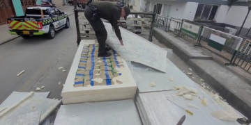 Policía incauta más de 2 millones de dosis de marihuana en camión de ruta Cali – Pitalito