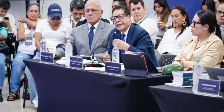 Defensa del coronel (r) Publio Hernán Mejía apelará condena de 20 años impuesta por la JEP