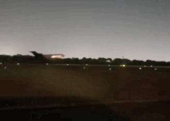 Emergencia aérea en Barranquilla: avión de carga de AeroSucre aterrizó con falla en el tren de aterrizaje
