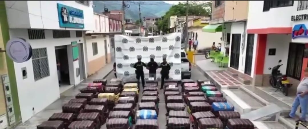 Incautan 7,5 toneladas de marihuana en Huila: capturan a un presunto integrante de disidencias