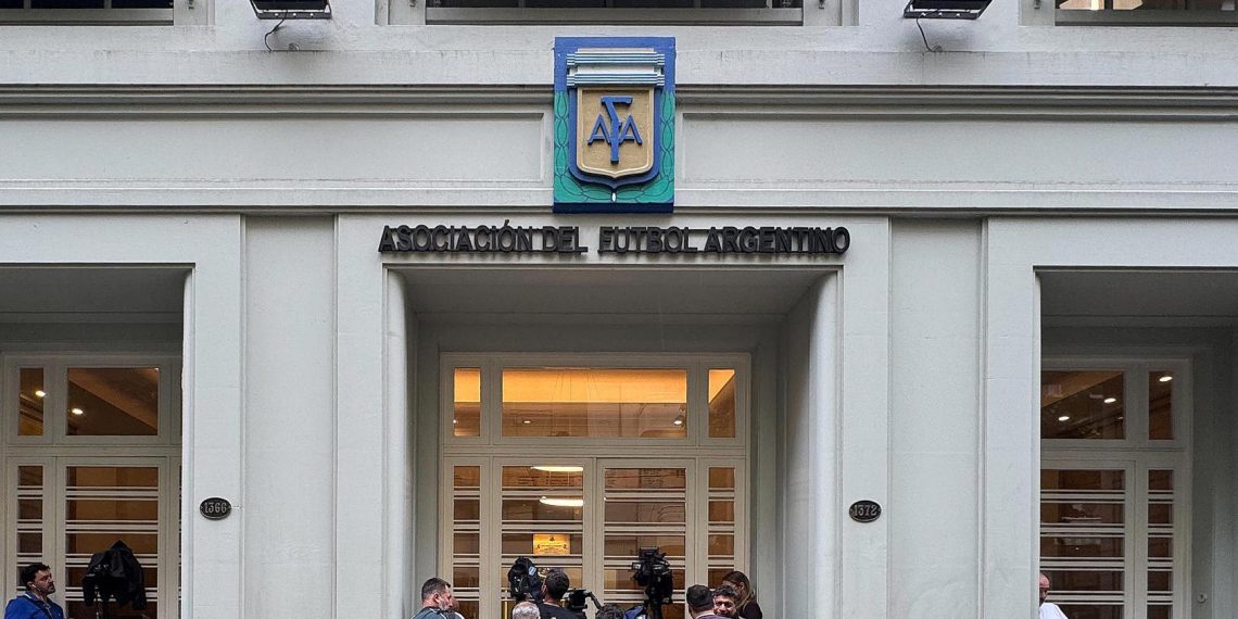 Allanamientos masivos en el fútbol argentino