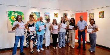 Gestores culturales del Atlántico se transforman en artistas plásticos con el taller ‘El arte es vida’