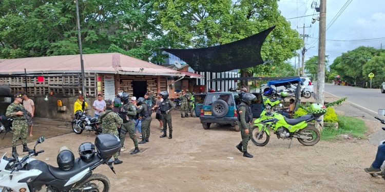 Más de 855 policías reforzarán la seguridad en Bolívar durante la Noche de las Velitas