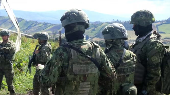 Operativo militar en la frontera deja dos hombres abatidos en el norte de Ecuador