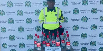 Incautan licor de contrabando durante operativo vial en la carretera Cartagena–Barranquilla