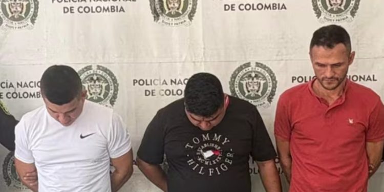 Capturan a tres sujetos en Alameda del Río: tenían cinco kilos de cocaína