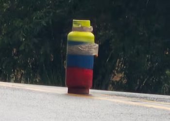 Autoridades desactivan cilindro con explosivos en corredor vial Cali–Buenaventura