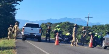 Habilitan la vía Riohacha–Santa Marta tras falsa alarma por posible explosivo