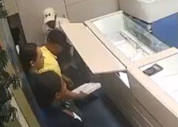 Policía habría participado en intento de hurto a joyería en Bucaramanga, atribuido a ‘Los Costeños’