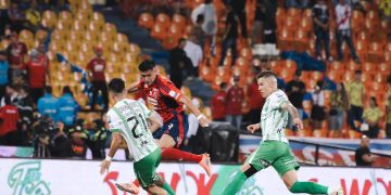 Nacional y Medellín dejan la final abierta tras un clásico sin goles
