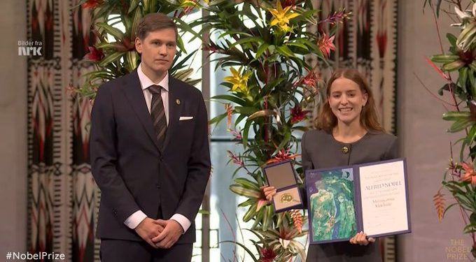Hija de María Corina Machado recibe el Nobel de Paz en su nombre