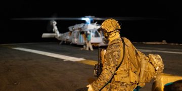 EE. UU. publica imágenes de la incautación del petrolero Centuries cerca de Venezuela