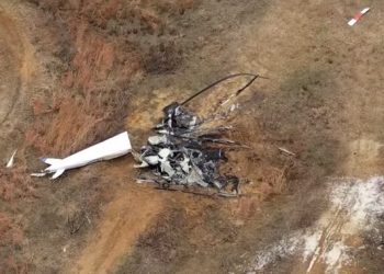 Choque de helicópteros en Nueva Jersey deja un muerto y un herido grave