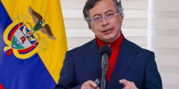 Petro anunció creación de una central única de compra de medicamentos en EPS intervenidas