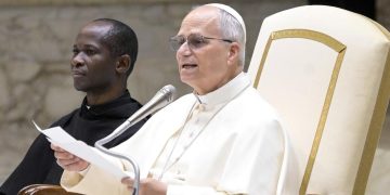 Orar para que todos “los niños del mundo puedan vivir en la paz”, pidió el Papa