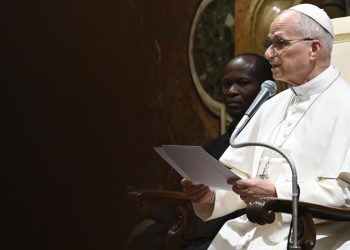 Papa León XIV pide paz para Israel y Palestina y llama al diálogo para poner fin a la guerra en Ucrania