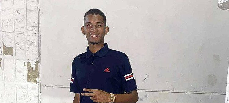 Sicario persigue a joven y lo asesina frente a su vivienda en Barranquilla