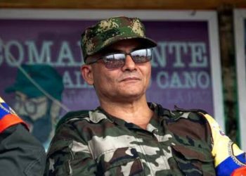 Fiscalía ordena captura de alias Iván Mordisco y otros cabecillas de las disidencias por genocidio contra el pueblo Nasa