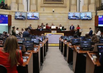 Senado pone contra la pared al Gobierno: Hoy deberá explicar presuntos nexos de funcionarios con disidencias de ‘Calarcá’
