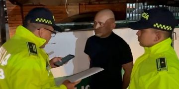 A la cárcel policía que estaría implicado en asalto a joyería en Bucaramanga