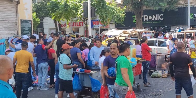 Comerciantes del Centro de Barranquilla proyectan aumento de hasta 50 % en ventas navideñas
