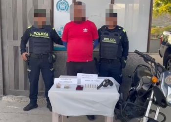Capturan en Cartagena a alias ‘El Jhonsito’, señalado de atracar un local y portar un arma ilegal