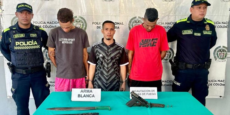 Operativo en La Playa: tres hombres fueron capturados tras irrumpir con violencia en un predio