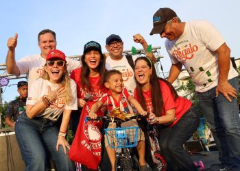 Más de 40.000 regalos llenaron de alegría la Navidad de los niños de Barranquilla