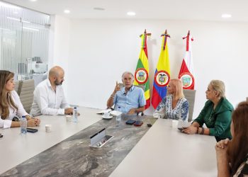 Gobernador Eduardo Verano da la bienvenida a multinacional polaca que se instalará en Malambo