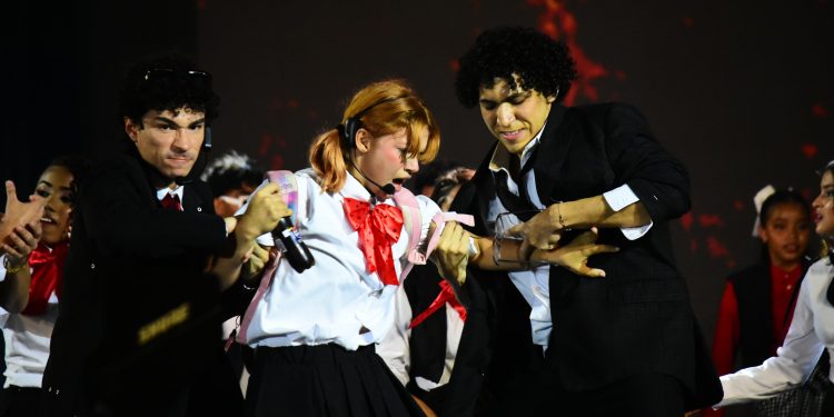 Jóvenes del Atlántico gritan “¡No más bullyng!” a través del arte