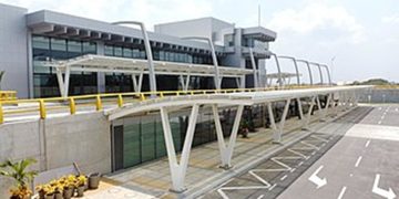 Gremios exigen plan de choque por retrasos del 90 % en obras del aeropuerto Ernesto Cortissoz