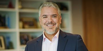 Iván Duque acusa a Santos de ser un “petrista reprimido” y pide que se haga a un lado