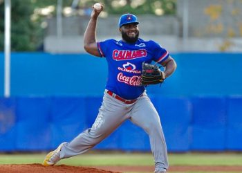 Caimanes cae por primera vez en la temporada ante unos Vaqueros encendidos