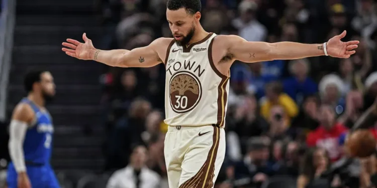 Curry opina sobre cruce entre Green y Kerr