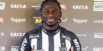 Deportivo Cali reactiva su plan por Yimmi Chará y espera un giro desde Barranquilla