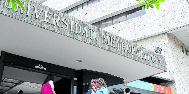 Fiscalía imputa a directivo de la Universidad Metropolitana por presunta corrupción y tráfico de influencias